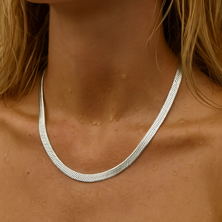 Paola Herringbone Chain Necklace