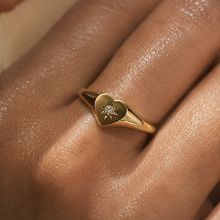 Vesper Heart Signet Ring — Stackable Ring