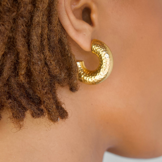 Kirby Hammered Tube Hoop Earing