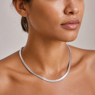 Paola Herringbone Chain Necklace