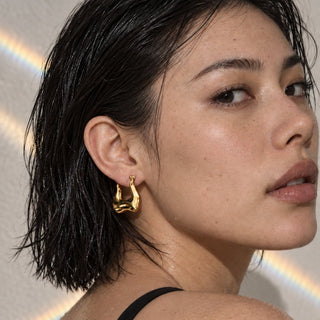 Carina Sculptural Mini Hoop Earring